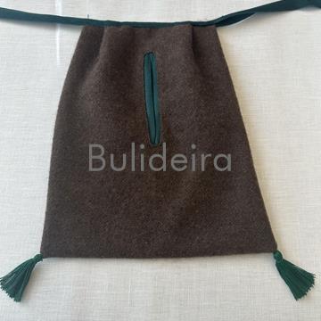 Faldriqueira exterior feita en estameña en adornos en verde - Imaxe 2