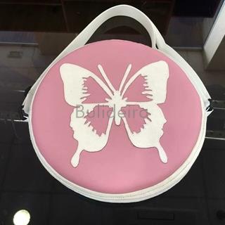 Funda acolchada modelo mariposa en fondo rosa - Imaxe 1