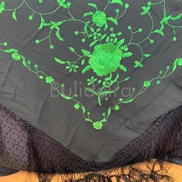 Mantón de manila negro bordado en verde - Imaxe 1