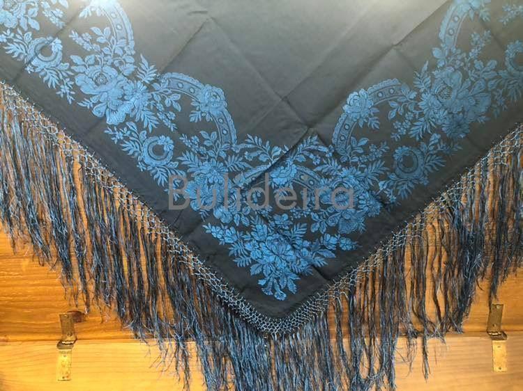 Mantón de seda/raión en azulón - Imaxe 1