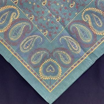 Pano de 120x120 de fondo verde e debuxo amarelo - Imaxe 1