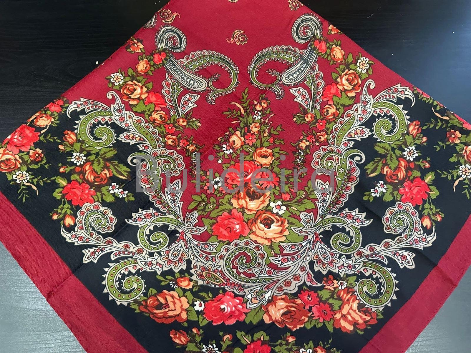 Pano de polyester con fleco de 100x100 en vermello - Imaxe 1