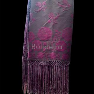 Pano de raión de 140x140 en morado con debuxo de flor - Imaxe 1