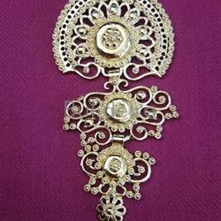 Sapo de bisuteria. Modelo Bulideira en dourado - Imaxe 1